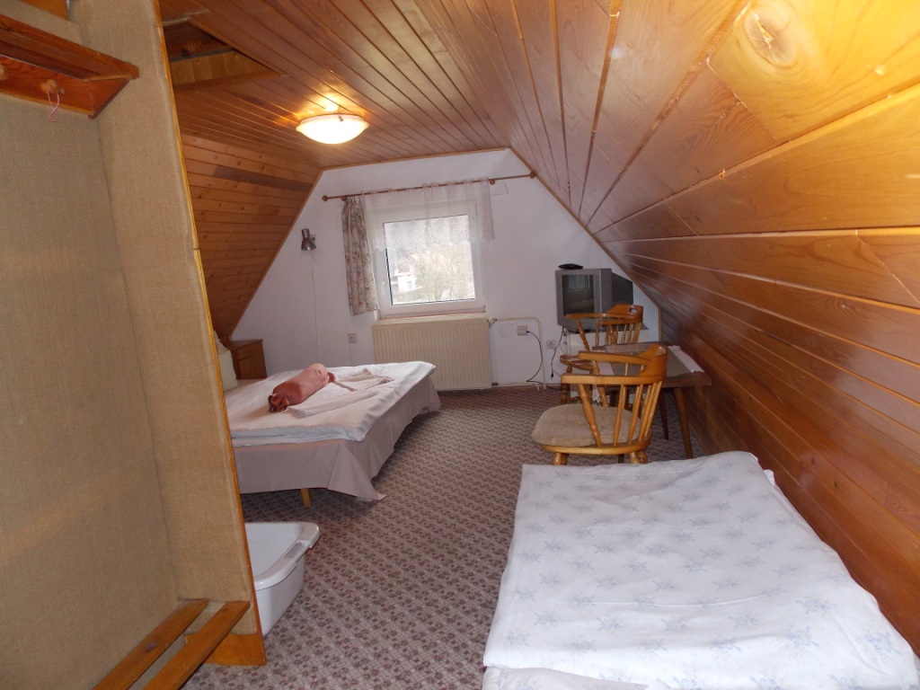 PENZION BABI�KA POD PUSTEVNAMI