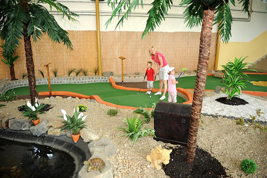 ADVENTURE MINIGOLF KUNRATICE